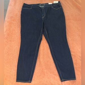 NWT Old Navy Super Skinny Jeans
